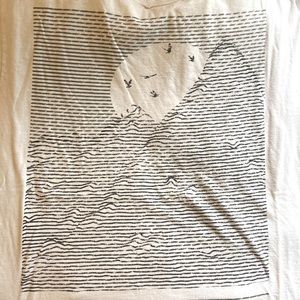 “Mountain lines” T-shirt (L)